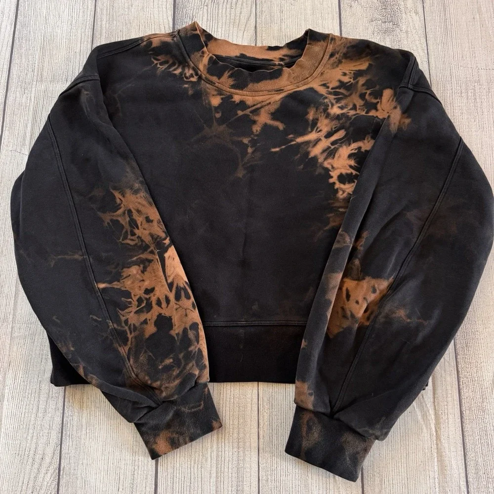 Lululemon Tie Dye Cropped Crewneck Sweatshirt Black Brown Bleach Wash Women's M
